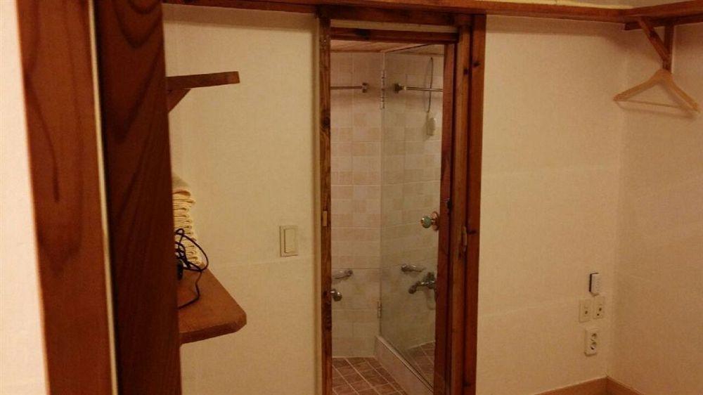 Hyosunjae Hanok Guesthouse โซล ภายนอก รูปภาพ